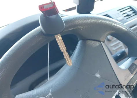 2010 Toyota Camry Le из США, поврежденный, VIN 4T4BF3EK4AR066310